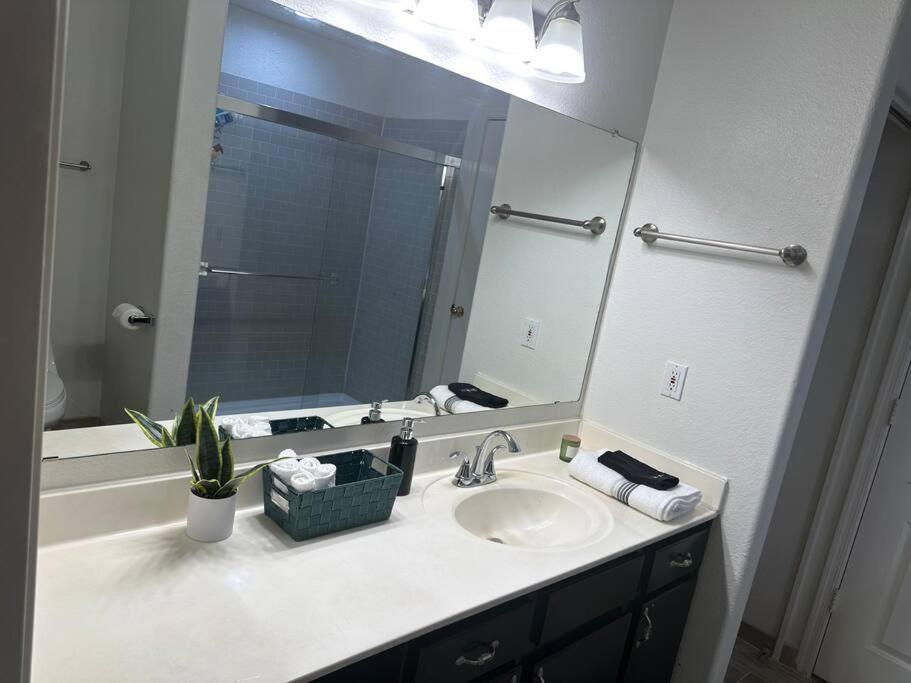 2Br Condo 15 Mins To Downtown Phoenix With Pool & Spa Екстериор снимка